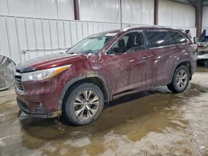 Toyota Highlander XLE 3.5L 6 2015