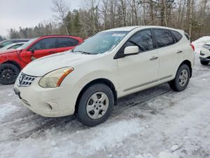 Nissan Rogue S 2.5L 4 2013