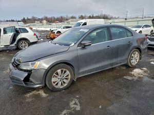 Volkswagen Jetta SE 1.8L 4 2015