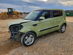 Kia Soul + 2.0L 4 2010