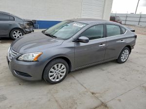 Nissan Sentra S 1.8L 4 2015