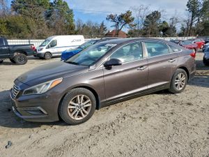 Hyundai Sonata SE 2.4L 4 2015