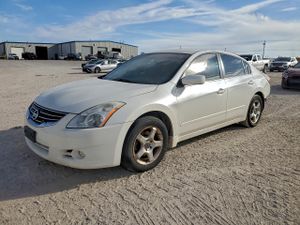 Nissan Altima BASE 2.5L 4 2012