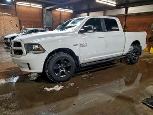 RAM 1500 SPORT 5.7L 8 2014