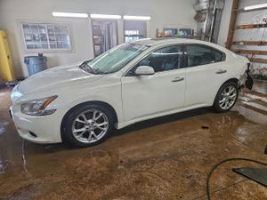 Nissan Maxima S 3.5L 6 2014