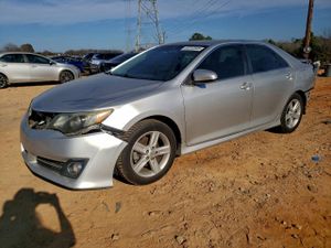 Toyota Camry L 2.5L 4 2013