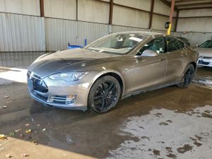 Tesla Model S 70D 2015