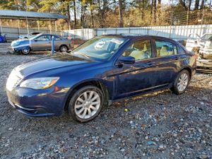 Chrysler 200 TOURING 2.4L 4 2013