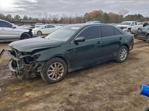 Toyota Camry BASE 2.5L 4 2011