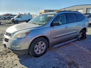 Chevrolet Traverse LS 3.6L 6 2011
