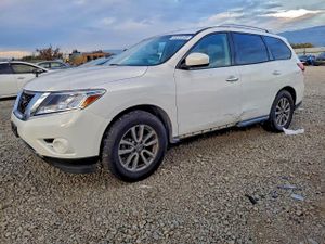 Nissan Pathfinder S 3.5L 6 2014