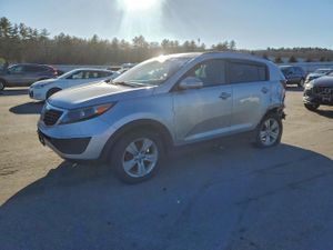 Kia Sportage LX 2.4L 4 2011