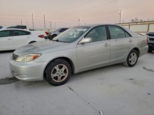Toyota Camry LE 2.4L 4 2003