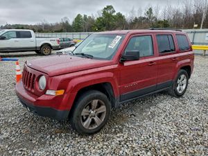 Jeep Patriot LATITUDE 2.4L 4 2015