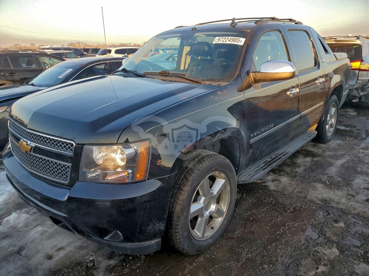 Chevrolet Avalanche LTZ 5.3L 8 2013
