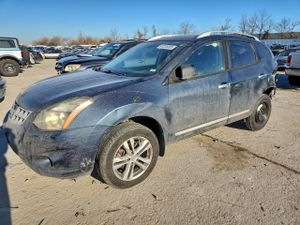Nissan Rogue S 2.5L 4 2015