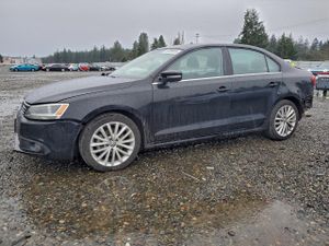 Volkswagen Jetta SEL 2.5L 5 2011
