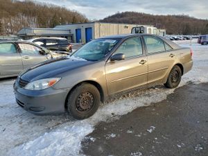 Toyota Camry LE 2.4L 4 2004
