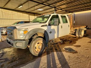 Ford F550 SUPER DUTY 6.7L 8 2012