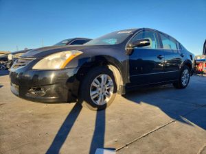 Nissan Altima BASE 2.5L 4 2011