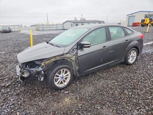 Ford Focus SE 2.0L 4 2015