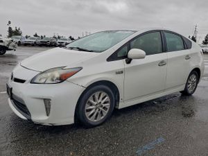 Toyota Prius 1.8L 4 2014