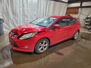 Ford Focus SE 2.0L 4 2012