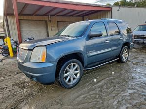 GMC Yukon DENALI 6.2L 8 2008