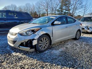 Hyundai Elantra SE 1.8L 4 2015