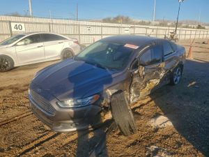 Ford Fusion SE 1.5L 4 2014