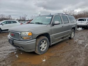 GMC Yukon DENALI 6.0L 8 2005