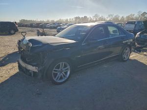Mercedes-Benz C 250 1.8L 4 2012