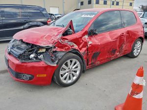 Volkswagen Golf 2.0L 4 2012