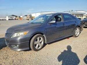 Toyota Camry SE 3.5L 6 2011