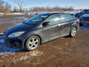 Ford Focus SE 2.0L 4 2014