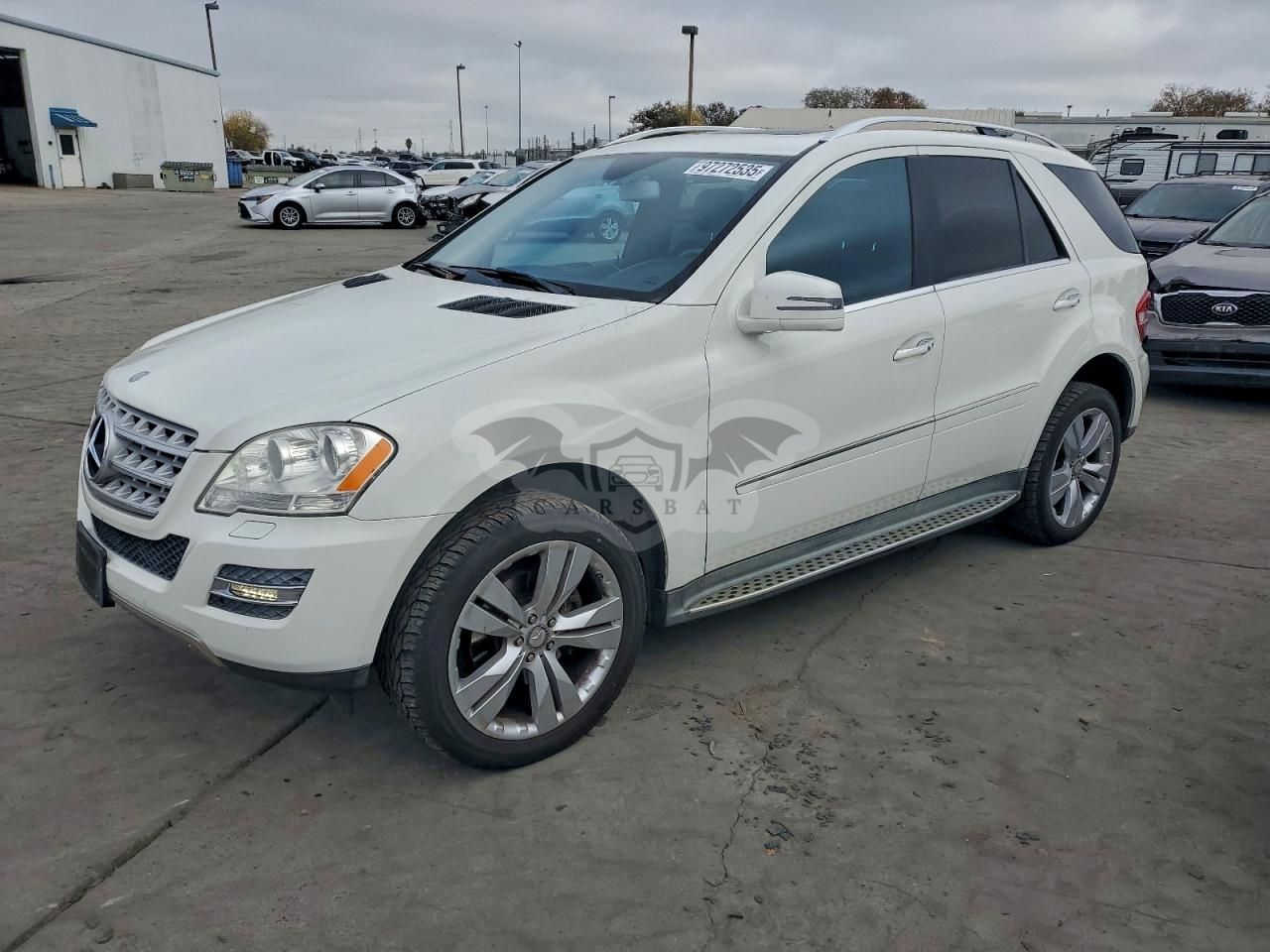 Mercedes-Benz ML 350 3.5L 6 2011