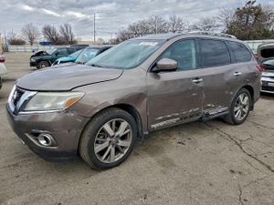 Nissan Pathfinder S 3.5L 6 2014