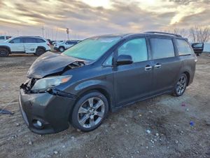 Toyota Sienna SPORT 3.5L 6 2013