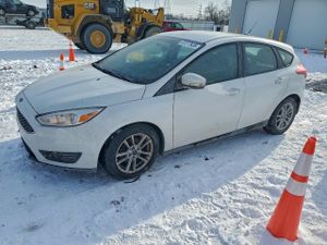Ford Focus SE 2.0L 4 2017