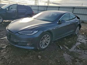 Tesla Model S 2018