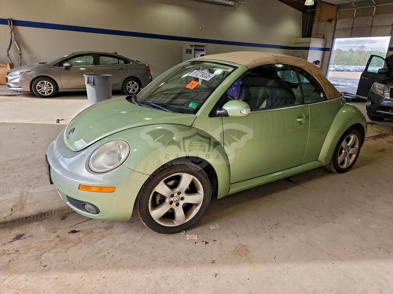 Volkswagen Beetle CONVERTIBLE OPTION PACKAGE 2 2.5L 5 2007