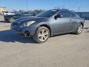 Nissan Altima S 2.5L 4 2010