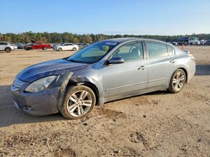 Nissan Altima SR 3.5L 6 2011