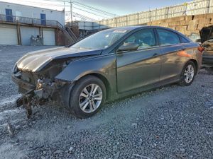 Hyundai Sonata GLS 2.4L 4 2013