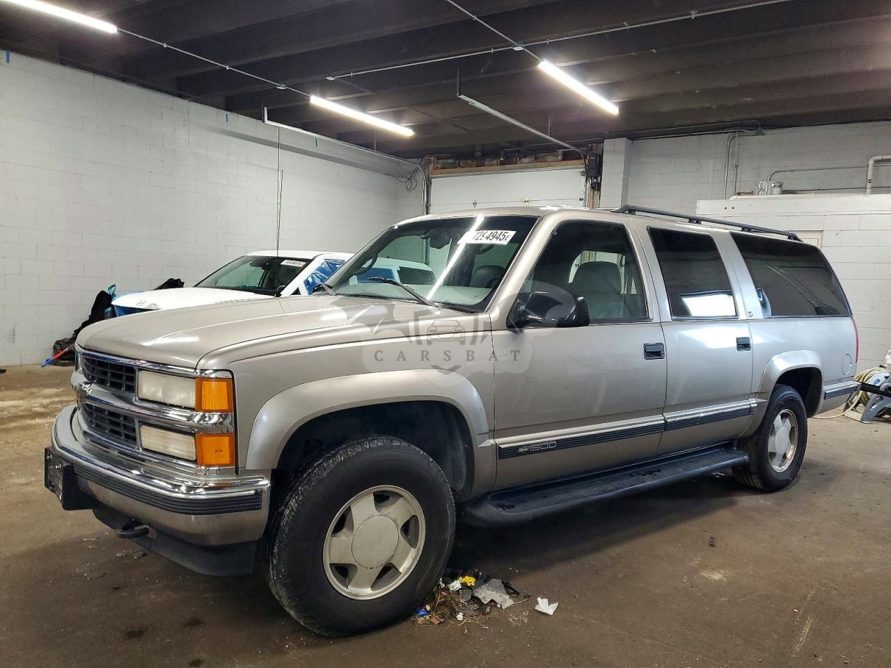 Chevrolet Suburban K1500 5.7L 8 1999