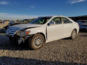 Toyota Camry BASE 2.5L 4 2010