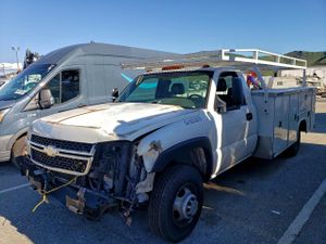 Chevrolet Silverado 1500 C3500 6.6L 8 2006