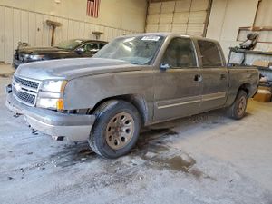 Chevrolet Silverado 1500 C1500 CLASSIC CREW CAB 4.8L 8 2007