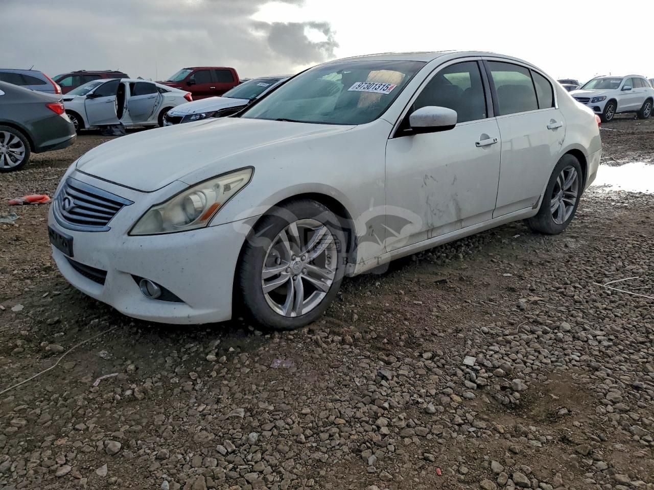 Infiniti G37 BASE 3.7L 6 2011