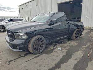 RAM 1500 ST 5.7L 8 2013